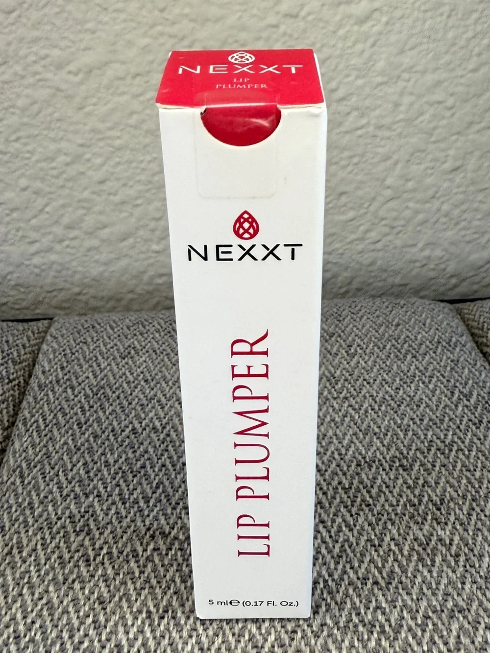 Nexxt Lip Mask & Lip Plumper — Lip Care Bundle - Picture 4 of 14